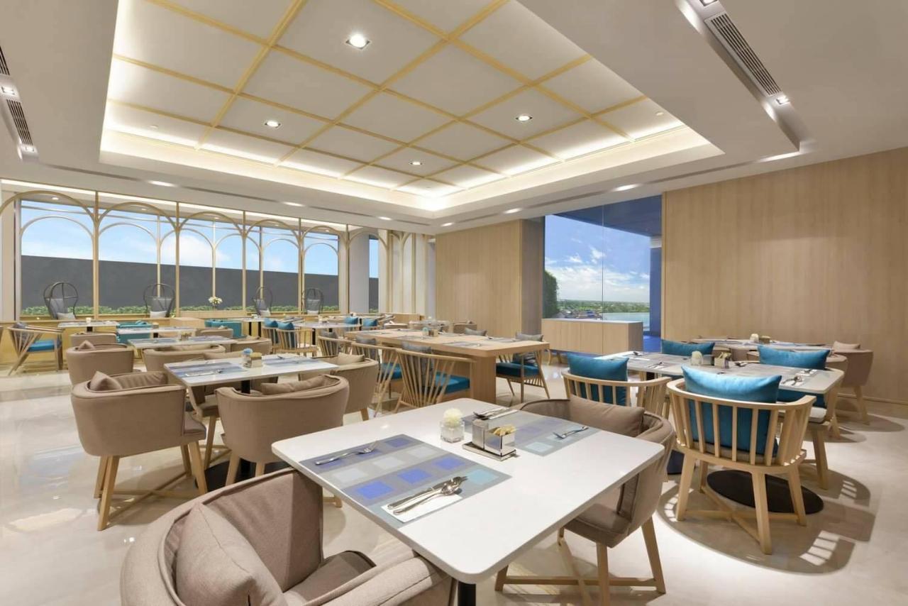 Centre Point Hotel Terminal21 Korat Nakhonratchasima Zewnętrze zdjęcie The restaurant