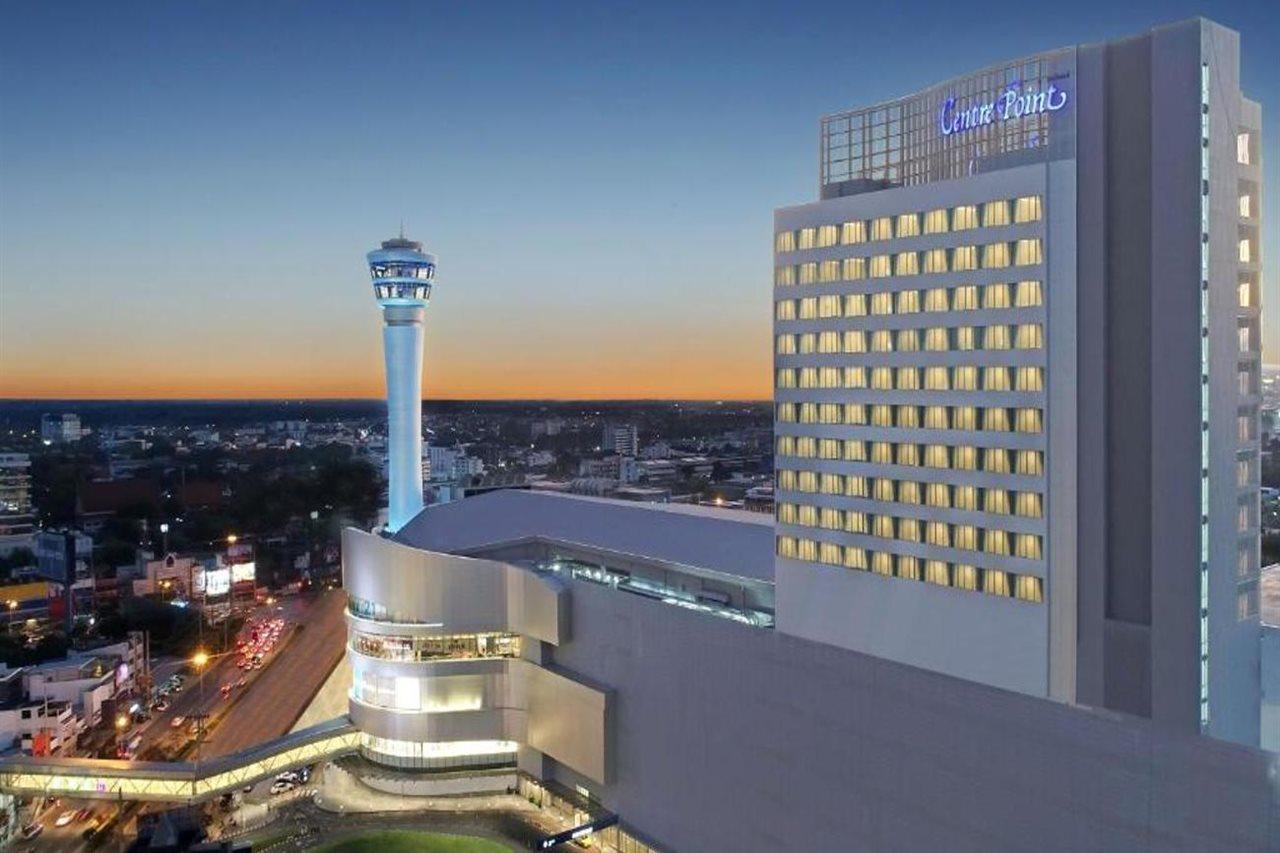 Centre Point Hotel Terminal21 Korat Nakhonratchasima Zewnętrze zdjęcie The hotel