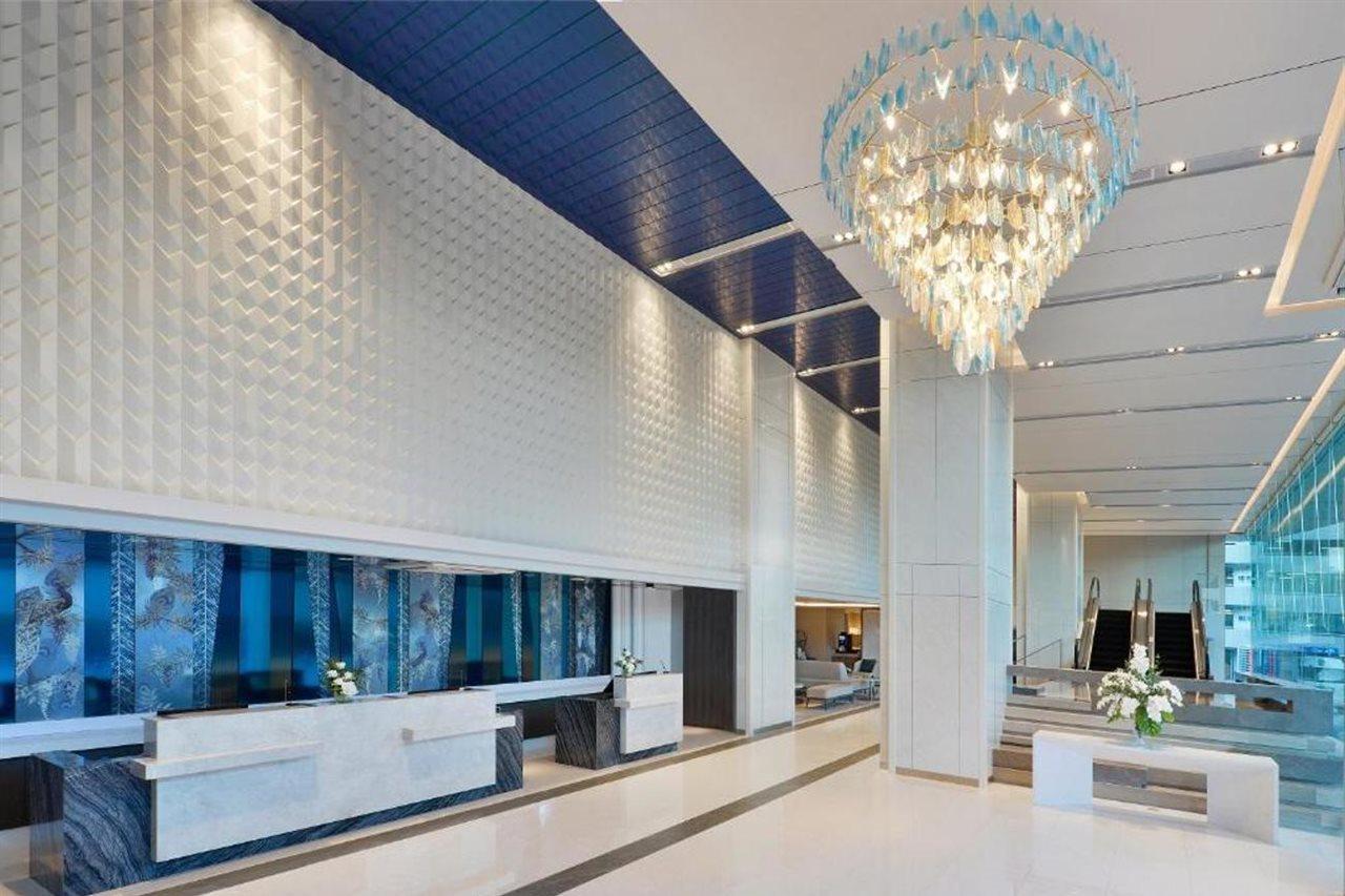 Centre Point Hotel Terminal21 Korat Nakhonratchasima Zewnętrze zdjęcie Lobby