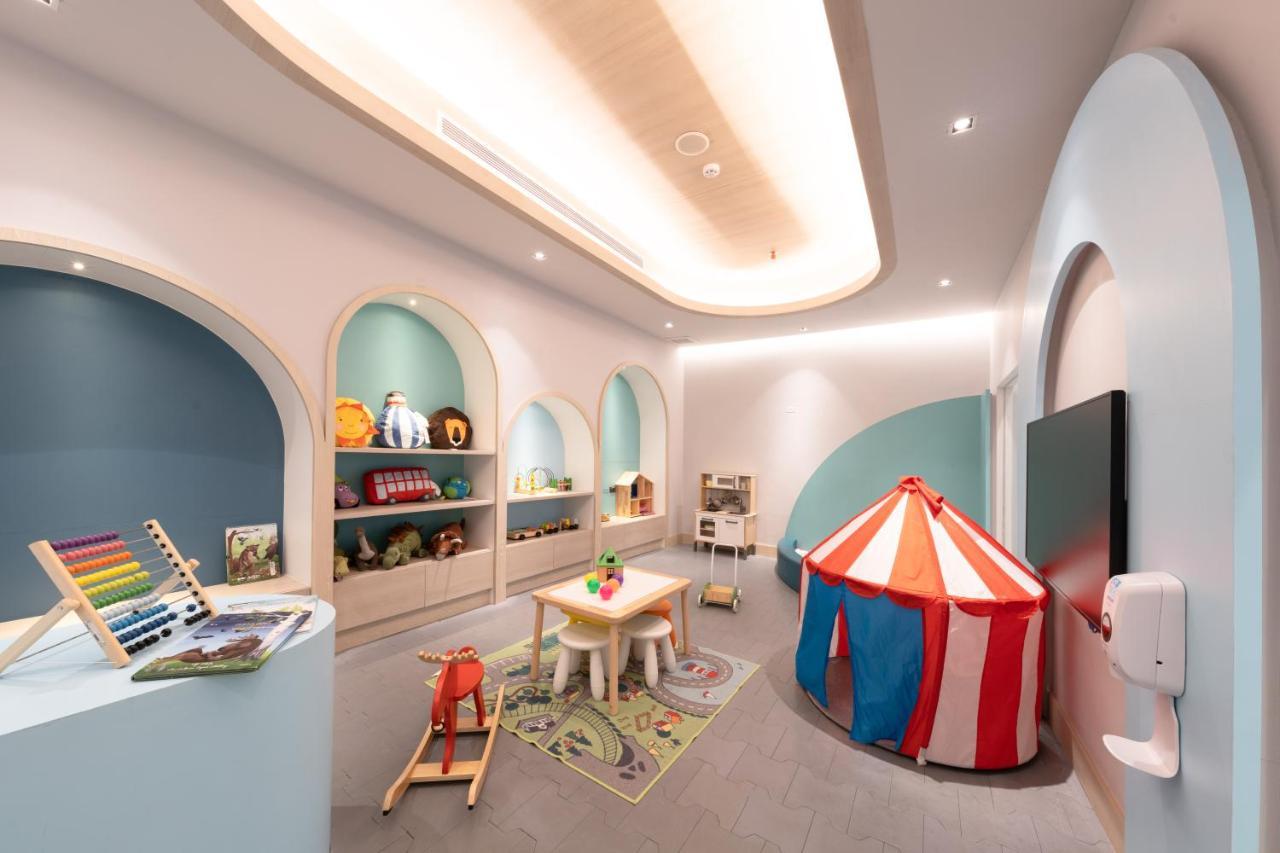 Centre Point Hotel Terminal21 Korat Nakhonratchasima Zewnętrze zdjęcie The Children's Hospital at Prince of Wales Hospital