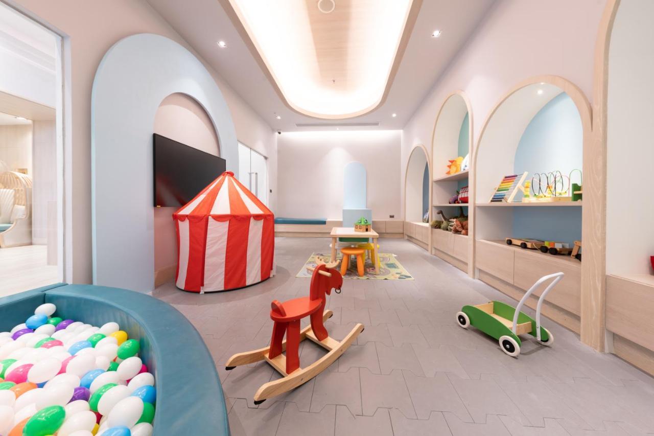 Centre Point Hotel Terminal21 Korat Nakhonratchasima Zewnętrze zdjęcie The Children's Hospital of Philadelphia